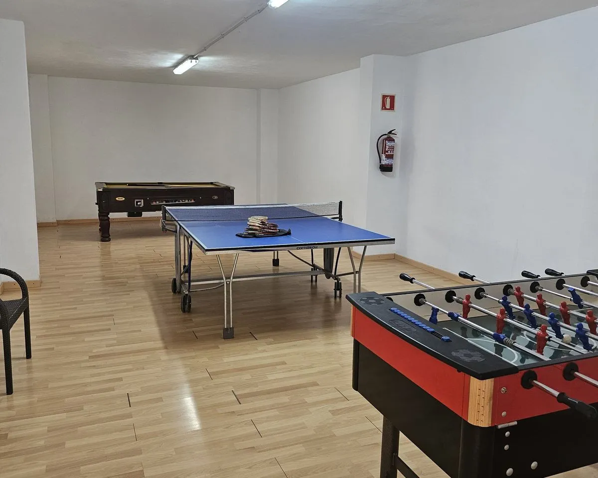 e6b95154-9b05-43f7-b709-cb5cbd7271f7