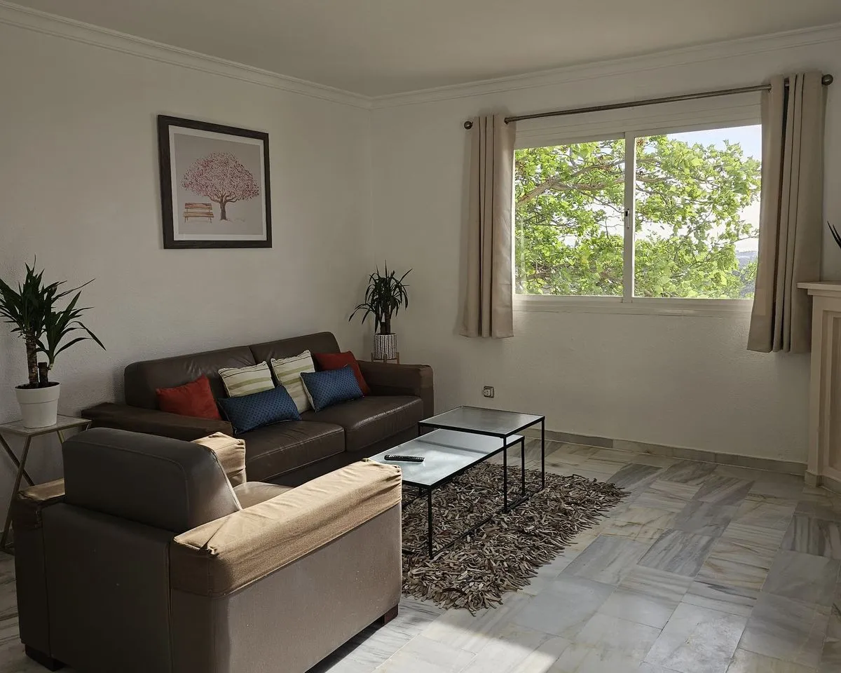 f3575c55-1f2e-4f39-a6ef-3fa925fef91e