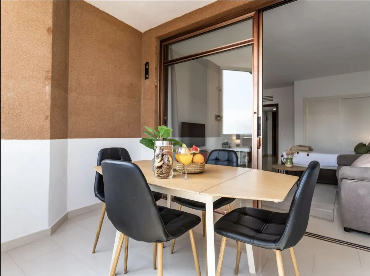 9efb742f-1449-4649-bec3-d7b28cf889fb