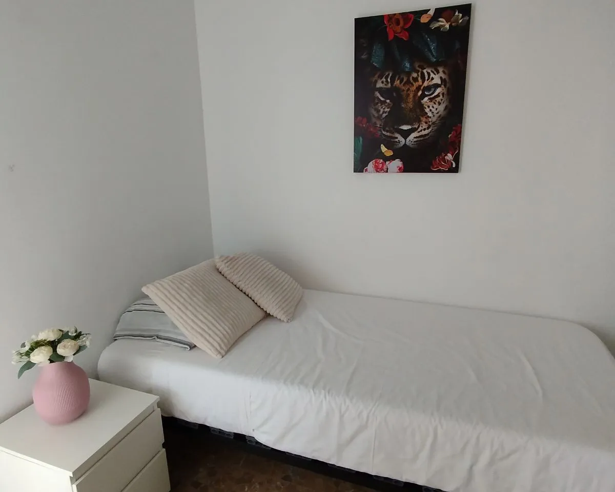 1053010c-fa60-47f2-b1e1-ae6051aef58b