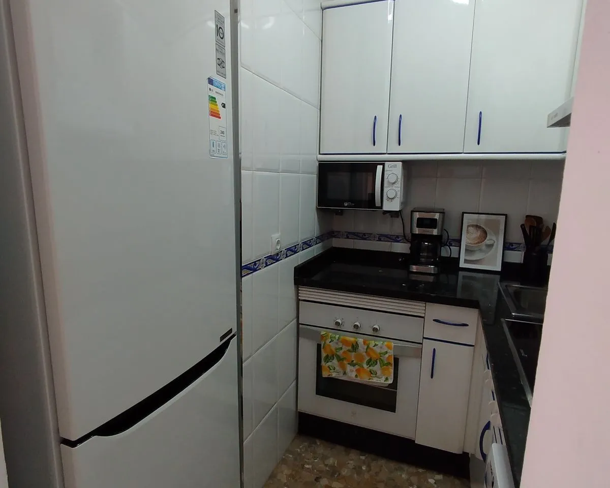 2010b812-9cfa-41b3-b66c-88df8a8c3f09