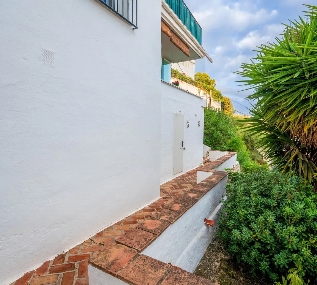 00465ff5-ee97-4cb4-a87f-ff90e07f35d0