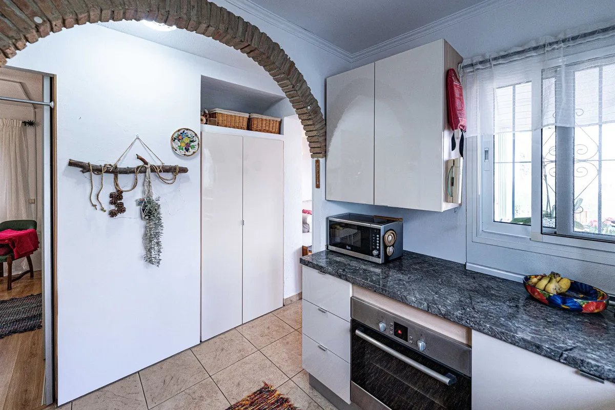 90859286-eeee-4eb0-be05-6ab2d8a55f11