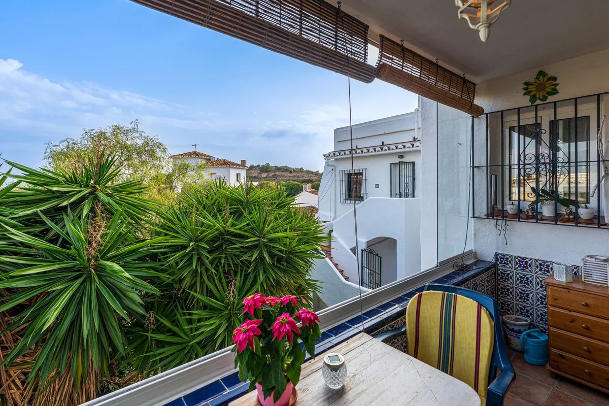 f2148ff6-4e59-4b26-96ee-1d643f445b9c