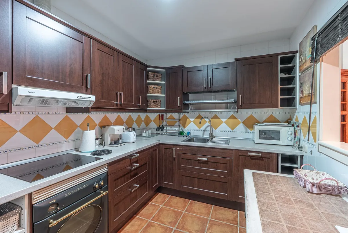 129335c4-699e-4772-b86d-d1bb4dac0c9a