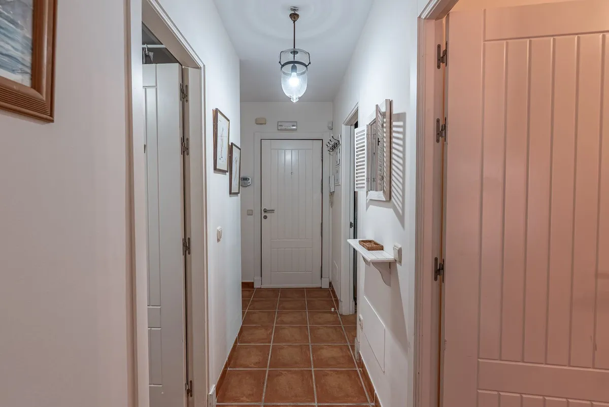 aadd09cb-772a-4d43-887b-4893bedf12df