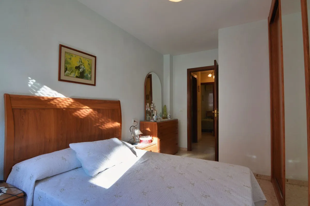 411975fc-66a1-4d35-81e4-7bb4002f5b70