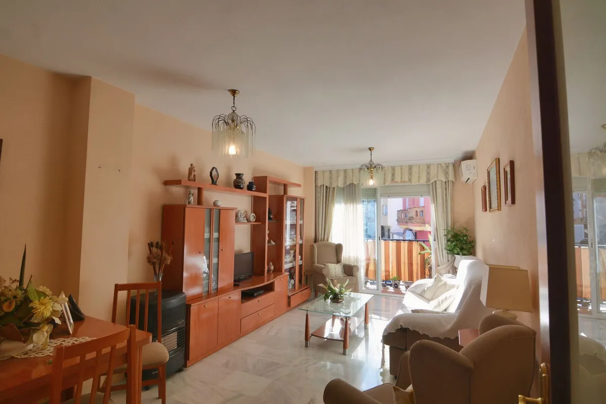 4b0855ae-0c70-4e1b-9b15-61eecf7fa9f1