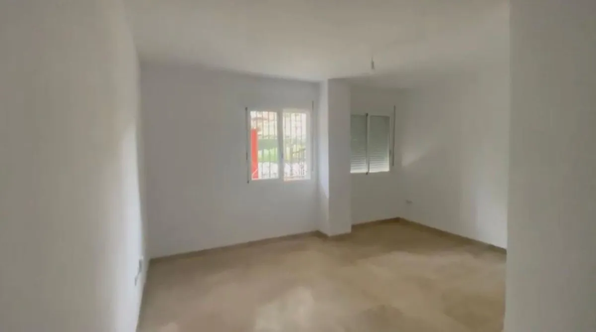 a976c92e-2a34-45c6-b6da-afcd63216ed6