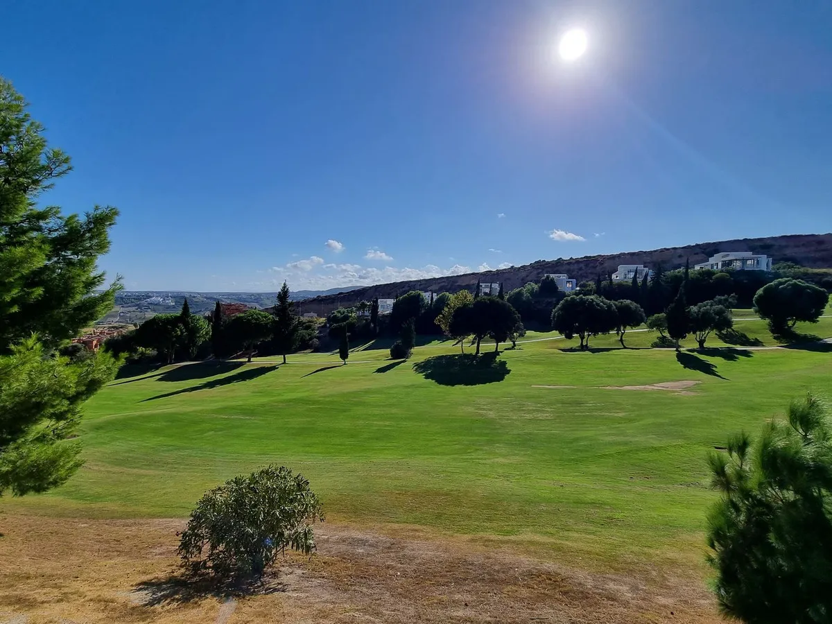 cbaae61d-33fe-416d-b40d-c8e09b76bbdb