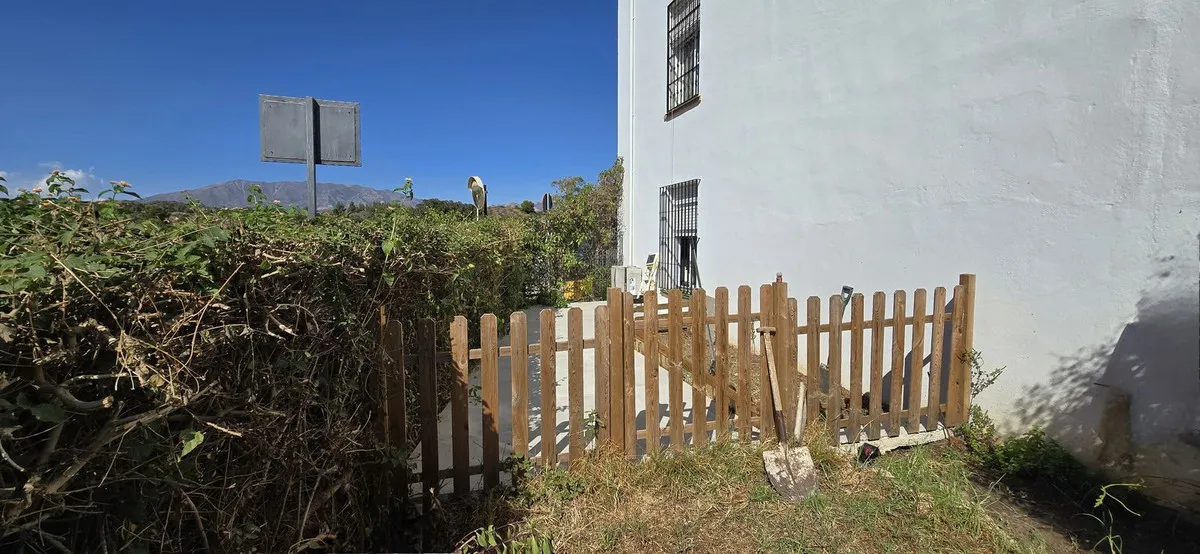 a8e74780-2a9f-4d78-9828-355c3ac42dad