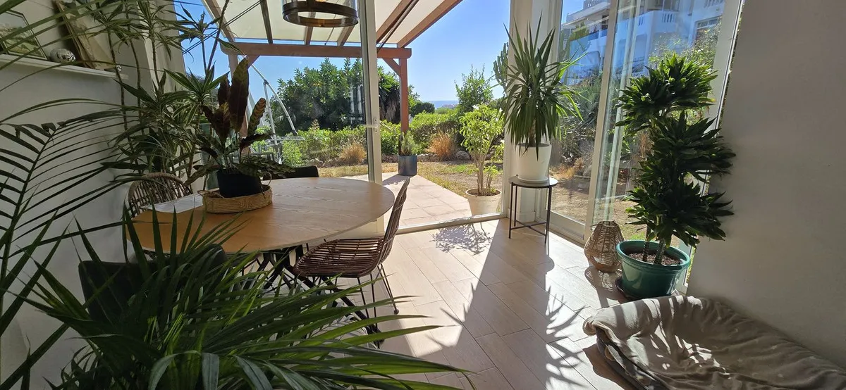 c01a67cd-d2a8-474c-8f69-6ef423119865