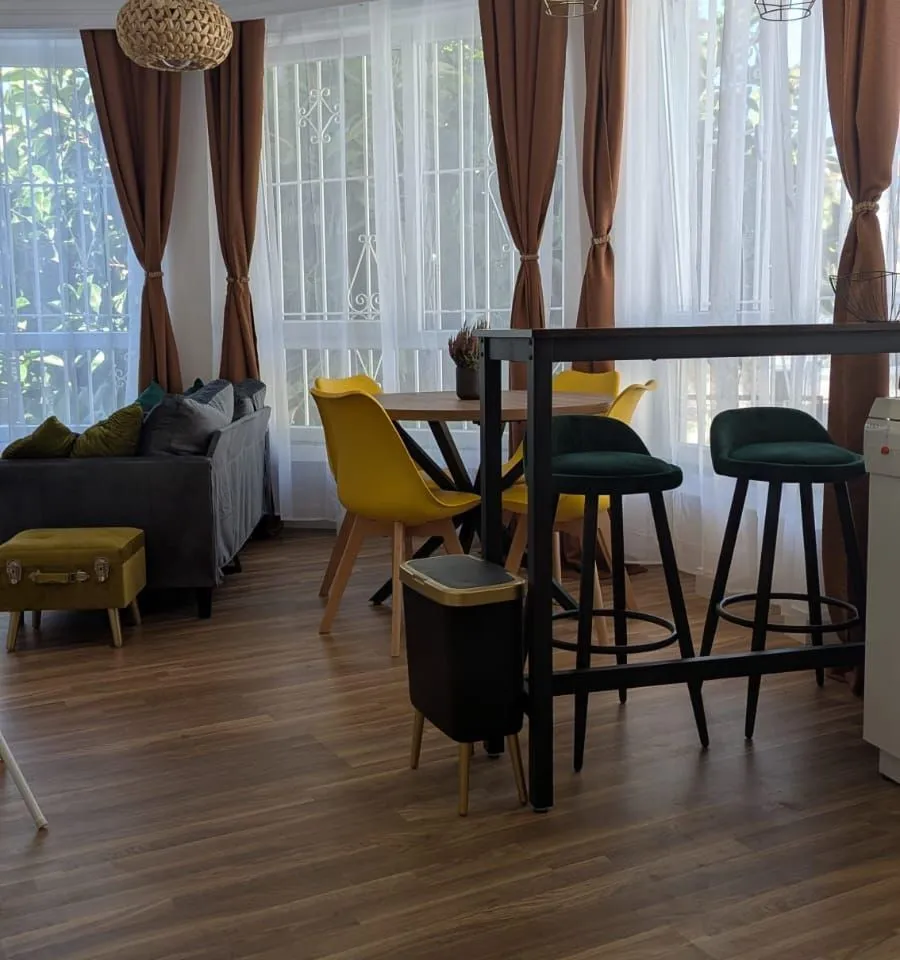 02ebe993-b5a0-4599-b01a-7d0f91b33b7c