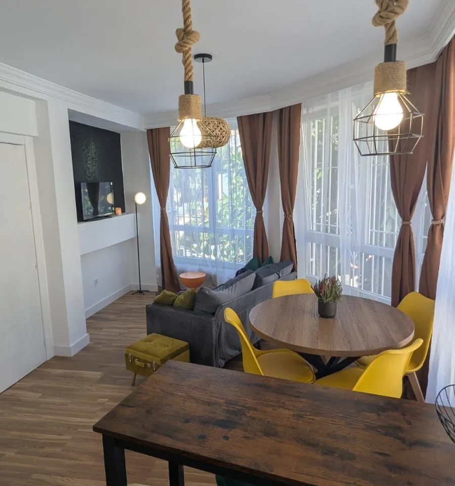 8c9c1323-1ea0-4c05-a776-ec8efb269bdb