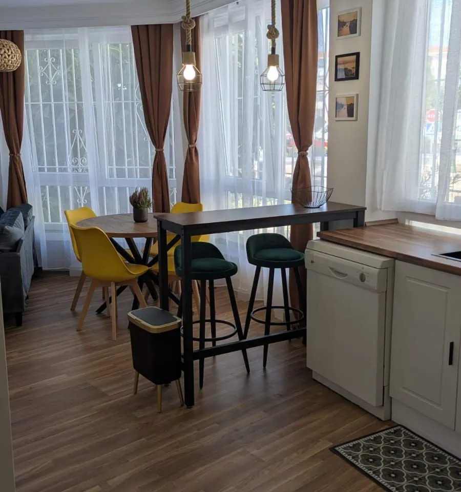 dc71cc38-bb0f-4ef3-a9a7-1165ee9fbdf0