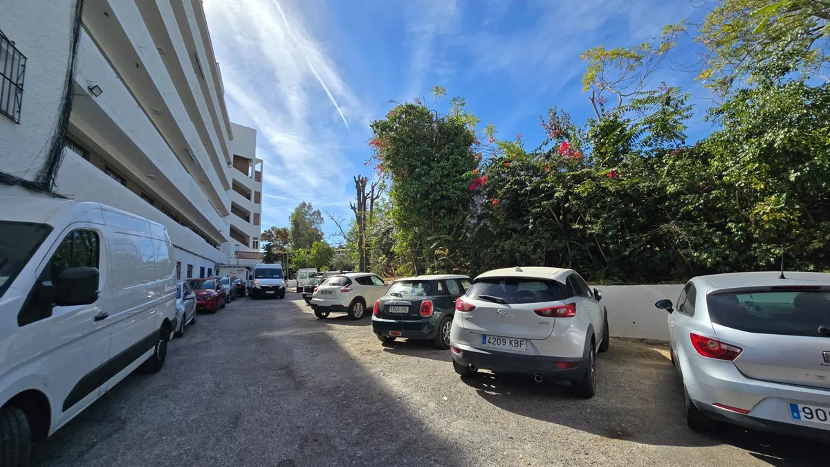 4f32b340-057f-407b-96e1-d4ba0e7c1910