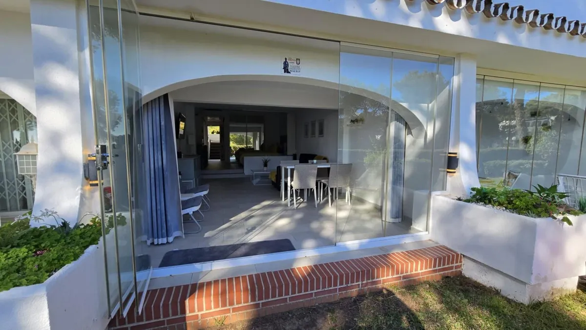 4b00c171-59f5-4b0c-8988-9d94a7af63bc