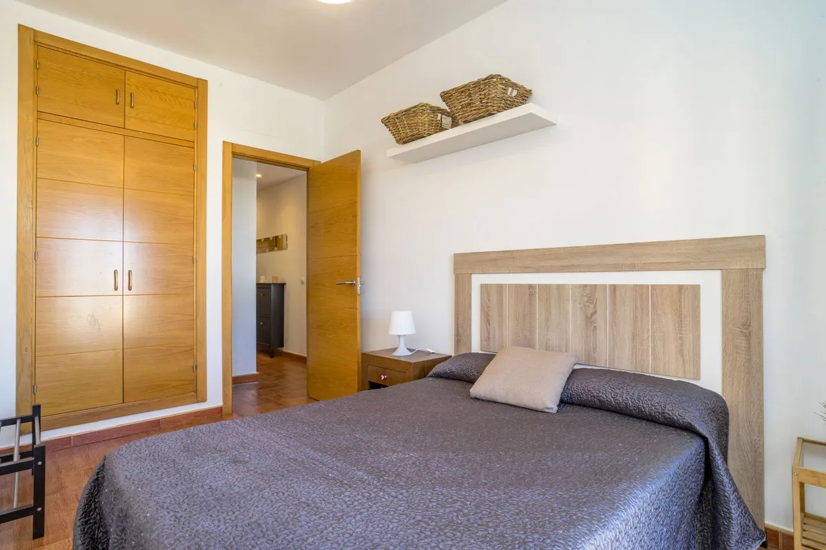 137ba963-eb3d-4d2c-b093-887762d6341a