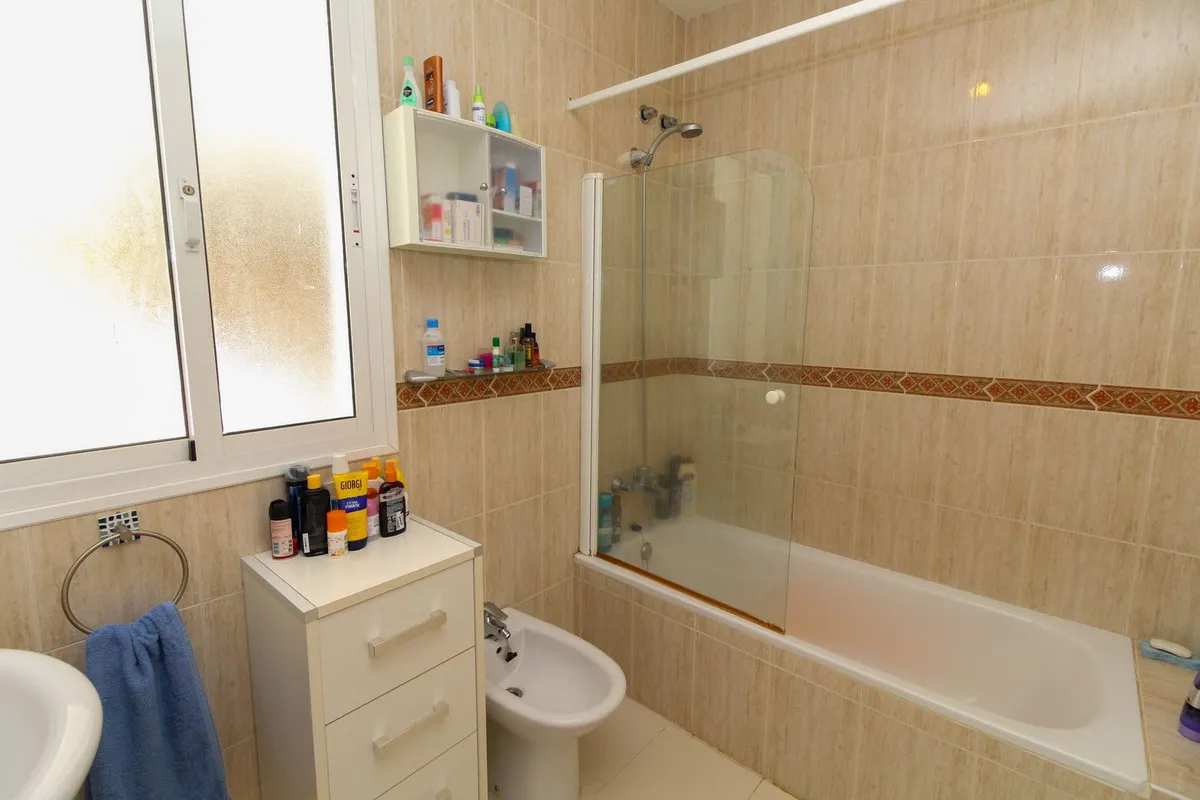 32f74055-9f5b-44e4-bf65-4c987d0ee5d3