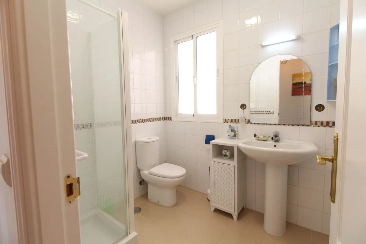 9db6a844-017f-410a-8337-f941f8d4f489