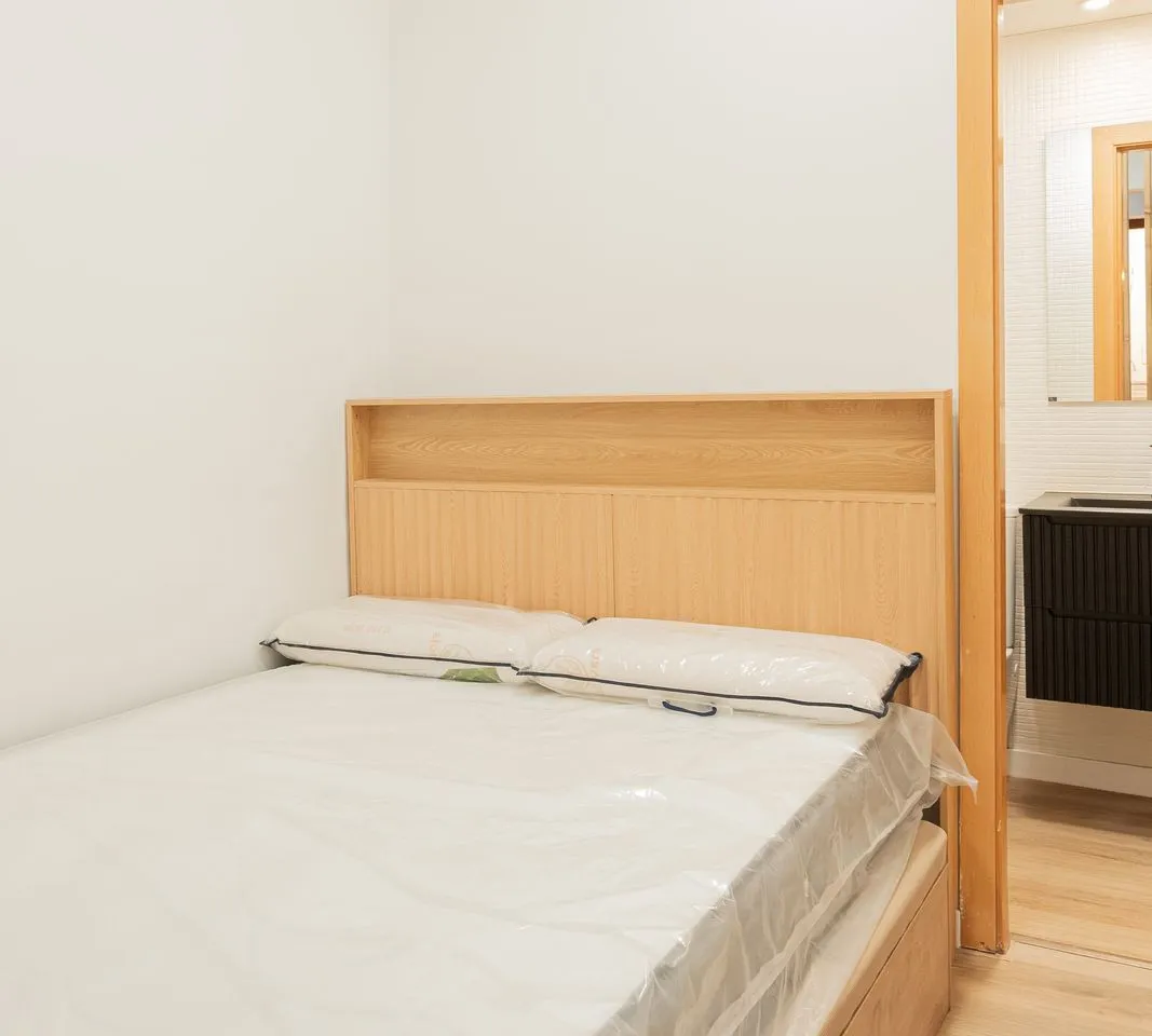 b1959d51-ce2b-4b45-b3fc-187a47ae62b8