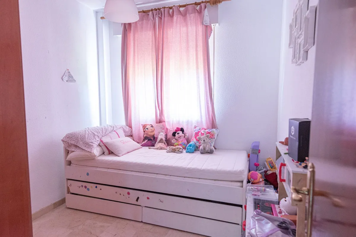 9903386b-5c4a-47f4-90a7-1e0f5410d72e