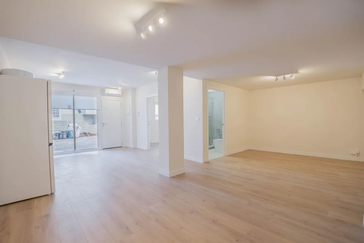 Modern Centrally-Located Benalmádena Apartment