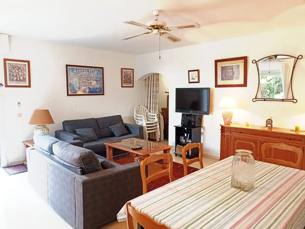 e0c02e54-4670-445f-ab52-988ebf03854d