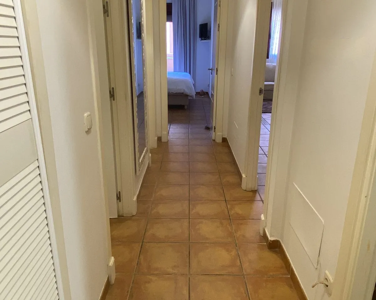 02410bb4-5507-46d2-bf3b-d6e1073187e2