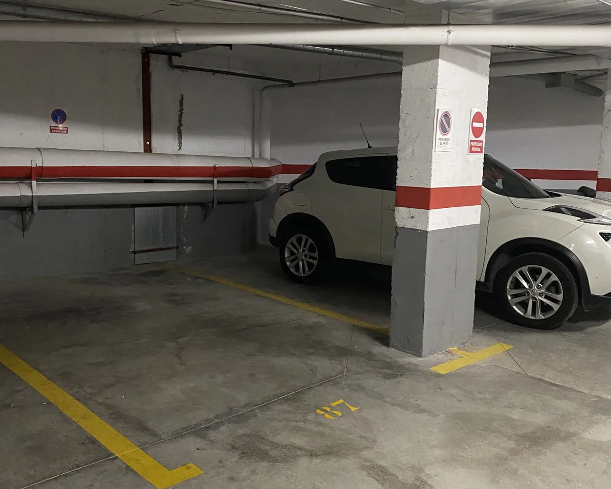 9fb76933-3e0d-4f9c-bf99-badad3154cec