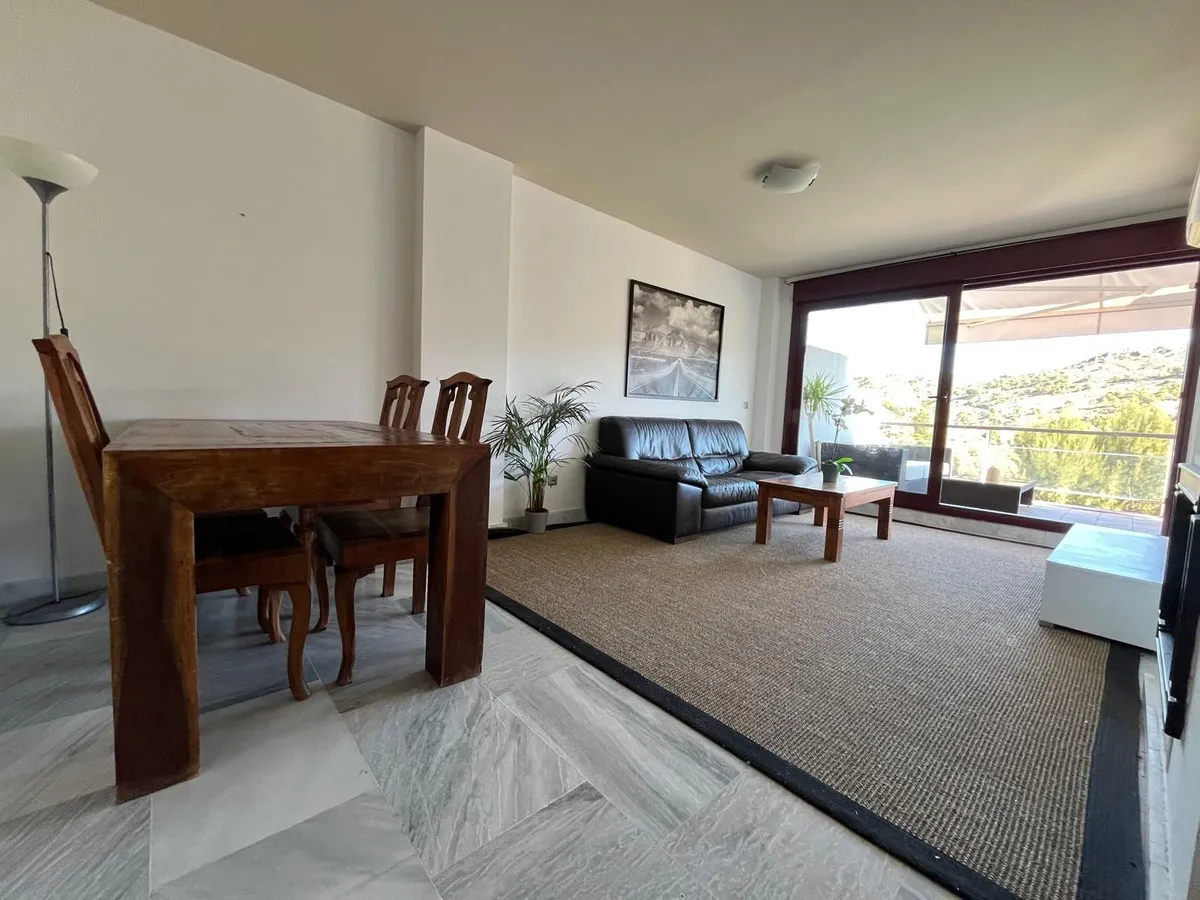 2f632963-b3aa-4efe-ac00-888d6f49b4a4