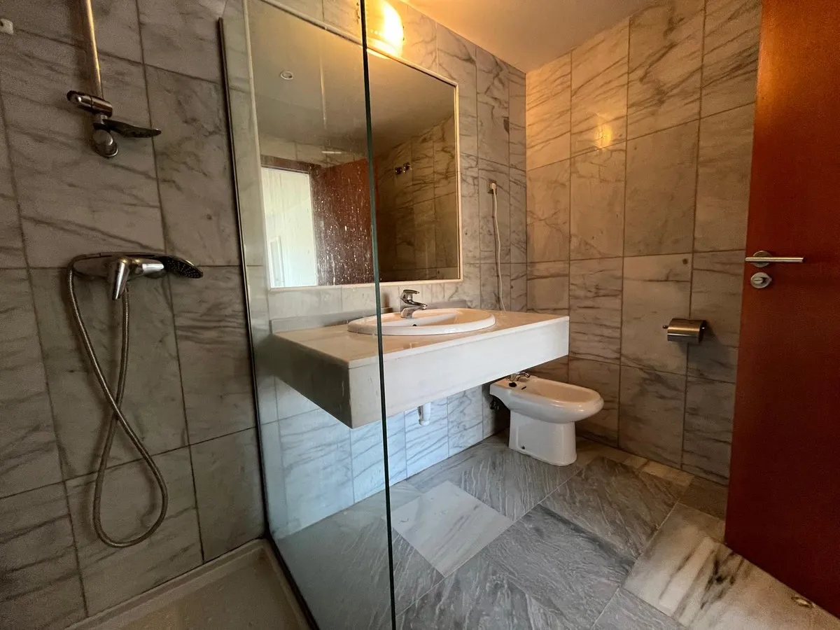 8b7dfe2c-facf-4fdc-91a5-dbb88a0f5ef5