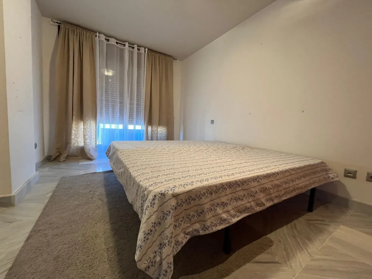 b2384611-d2c5-4834-8764-f500d2c360ab