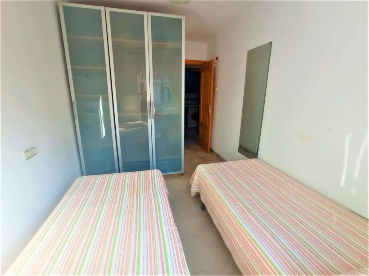 25a9c4ca-b06e-4f33-8d3a-c2a1502b908f