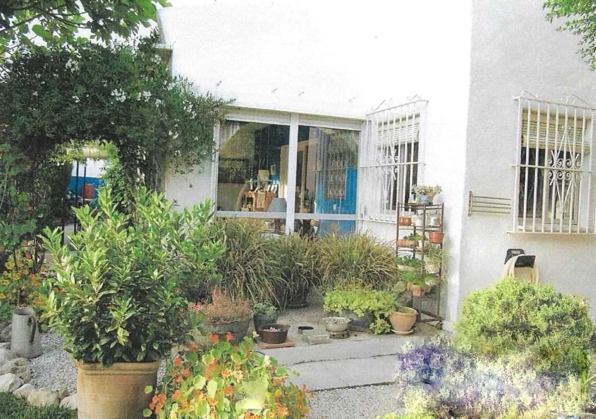 11f852b4-f1e3-4b55-b8ff-394b5072b0fa