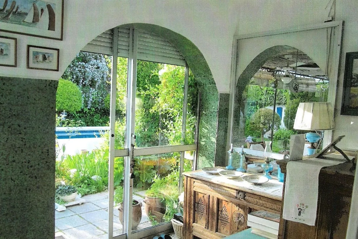 18295b4d-cd80-4d7c-9c03-8ff1c5ef6ac2