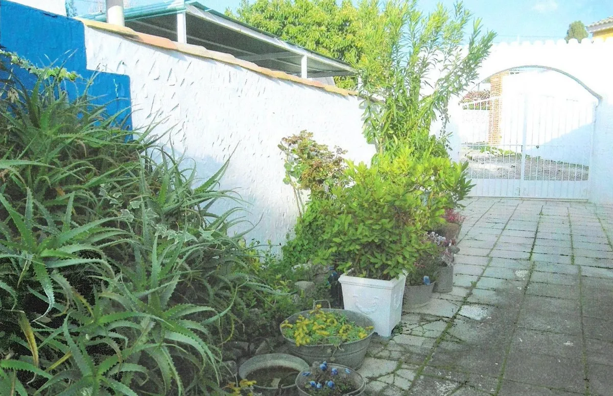 35557598-76dd-4800-a0bb-21b6f795961e