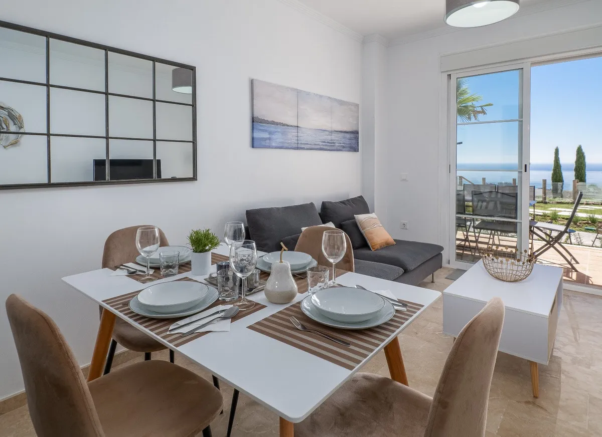 05c27848-54a2-41ee-80cf-4b929be62d60