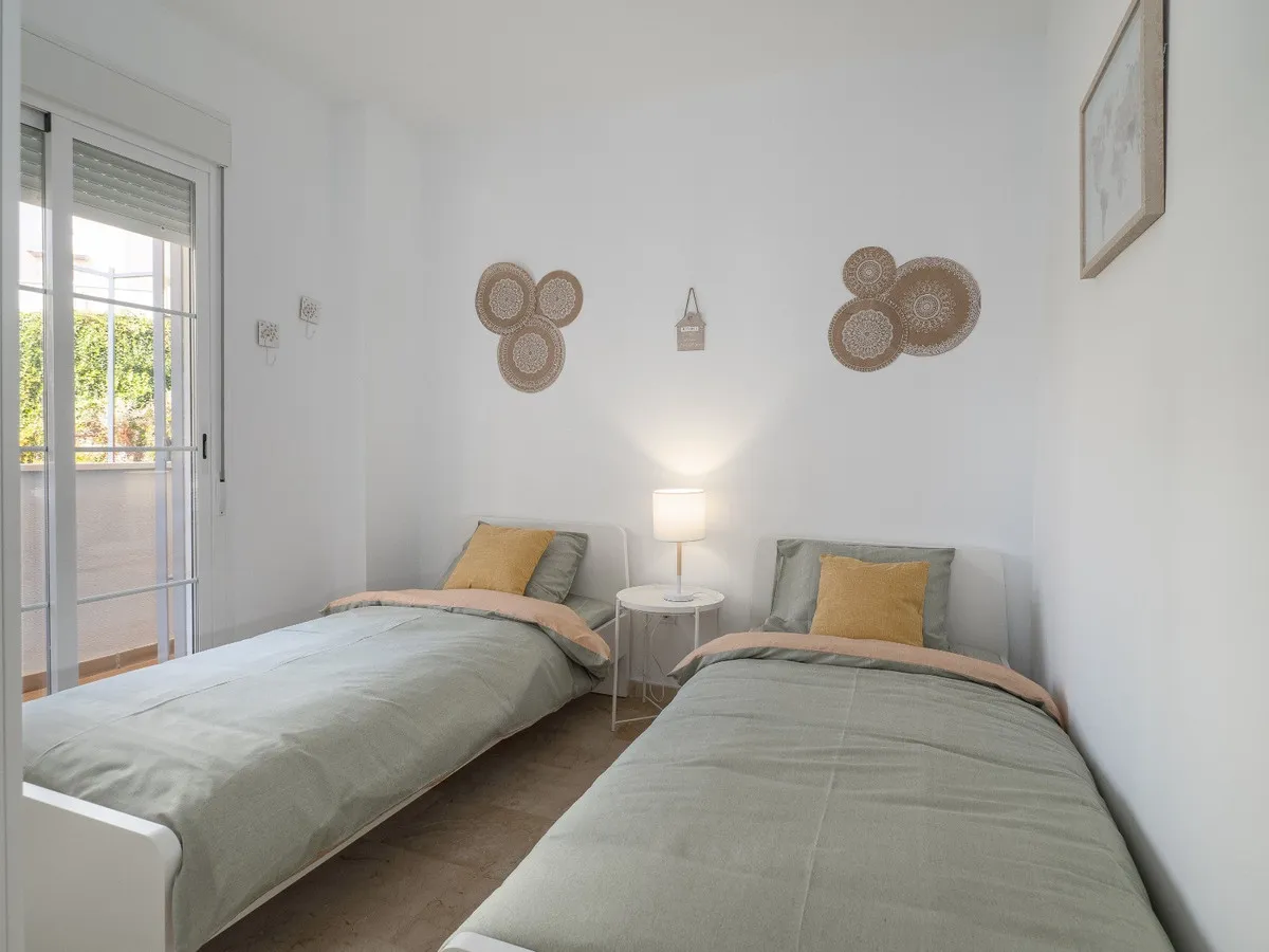 a361de23-2024-4d23-b3c1-6492ab76a7a3