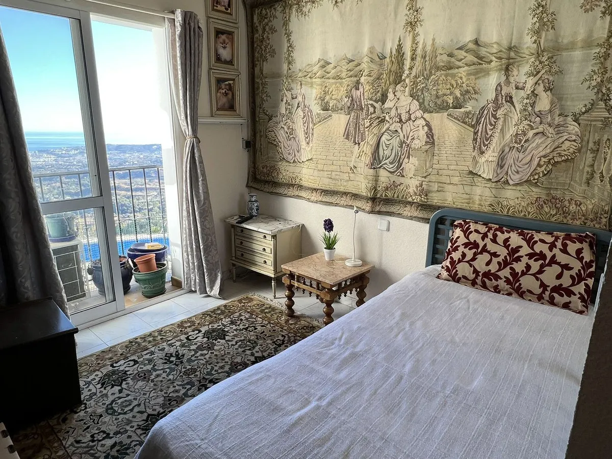 db2cc46c-c296-4dfc-b0d1-e65c6e78a8a6