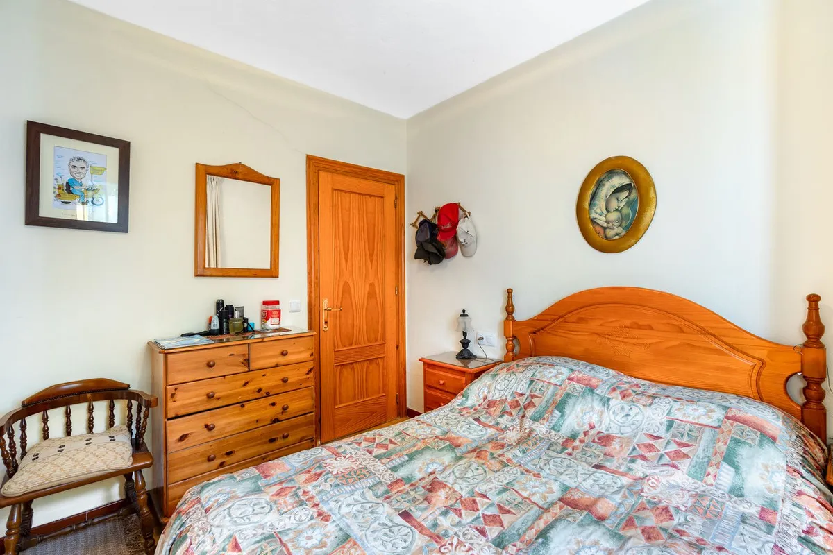 07e9d2f4-dc1d-41db-80ad-d9655828626a