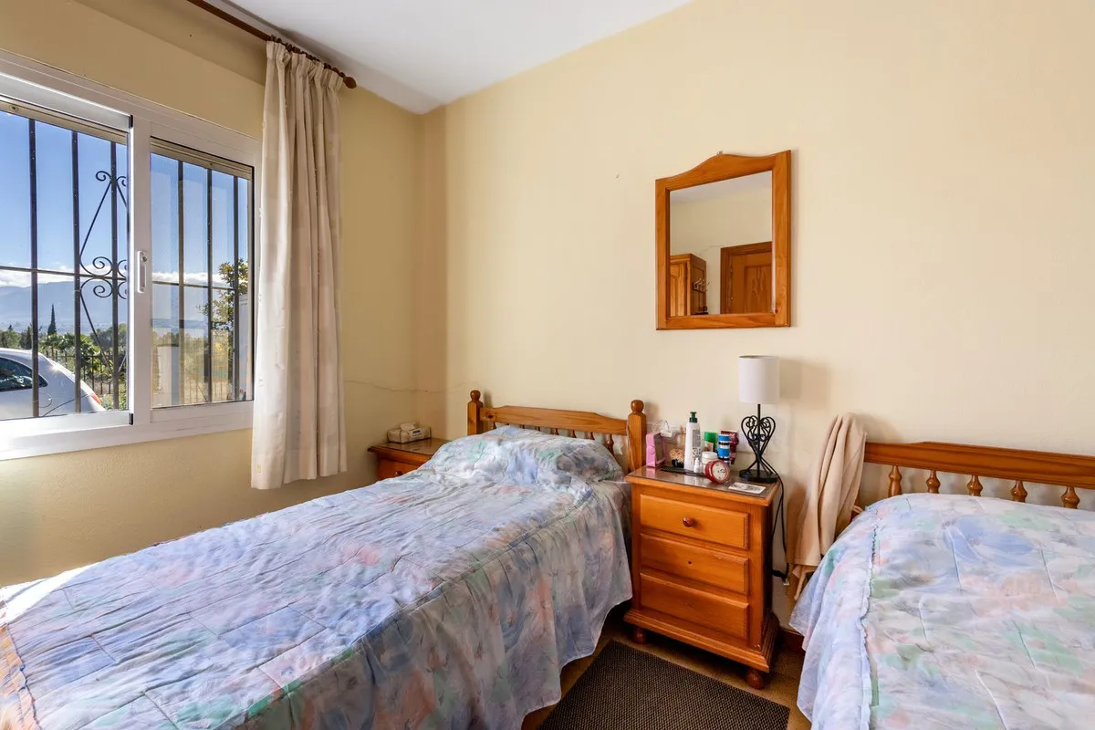 59ab62e7-372e-400f-98b1-3f17951a694d