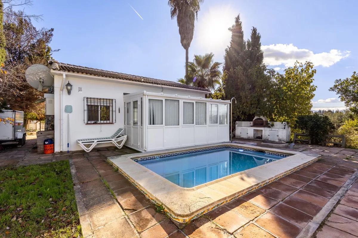 f24489ce-c7a4-4511-b5d4-fb018182066c