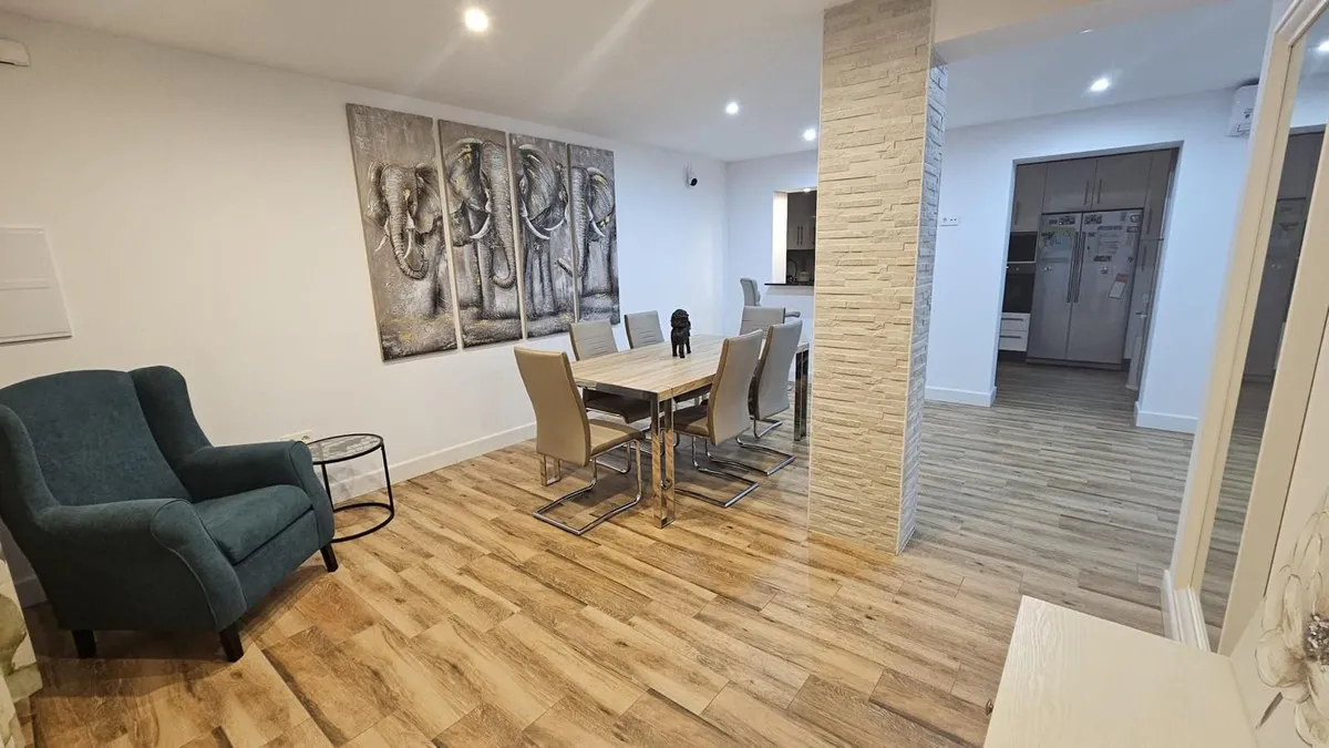 Renovated Ground Floor Apartment in Central Coín