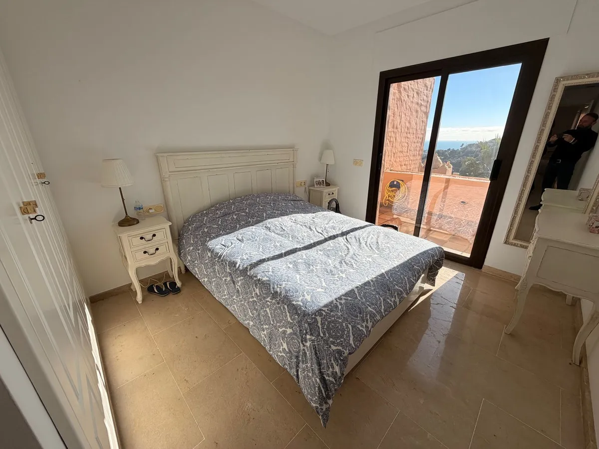 54a44ebd-ad11-4fdb-a480-31c0a86e1335