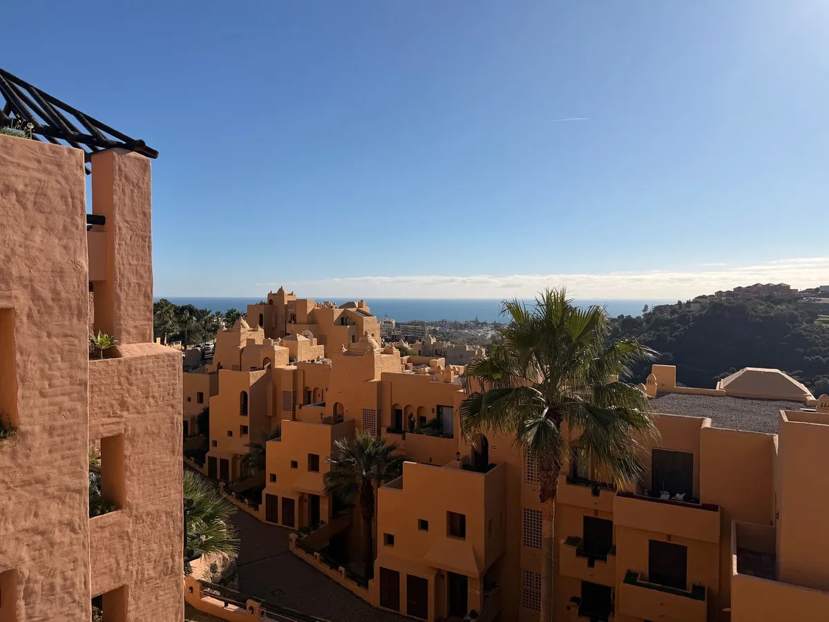 a11b6ceb-f667-4be3-89f8-f4df6ea1ef6d