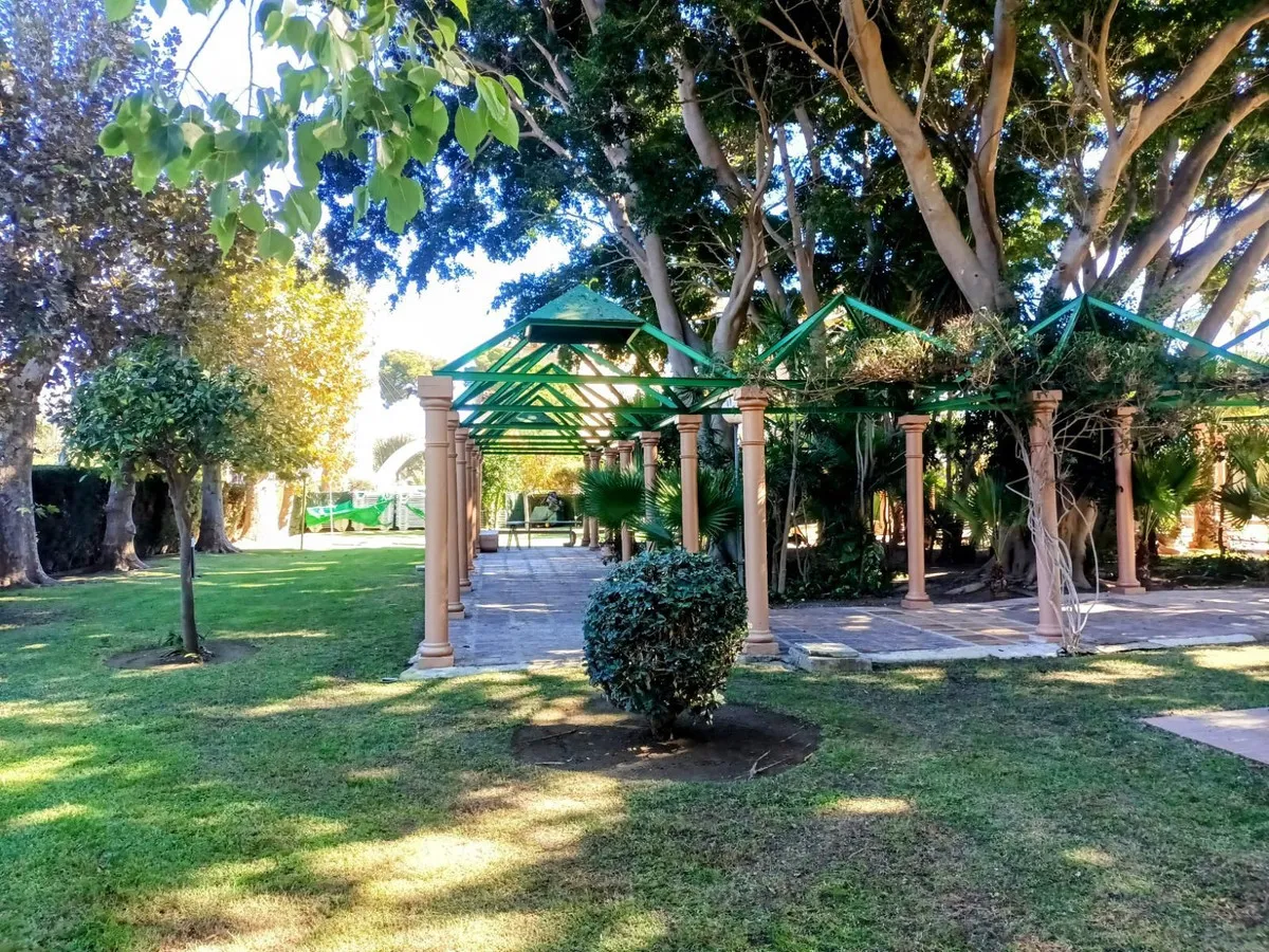 2c401d86-7f20-4eae-aa89-5d0c70a931e3