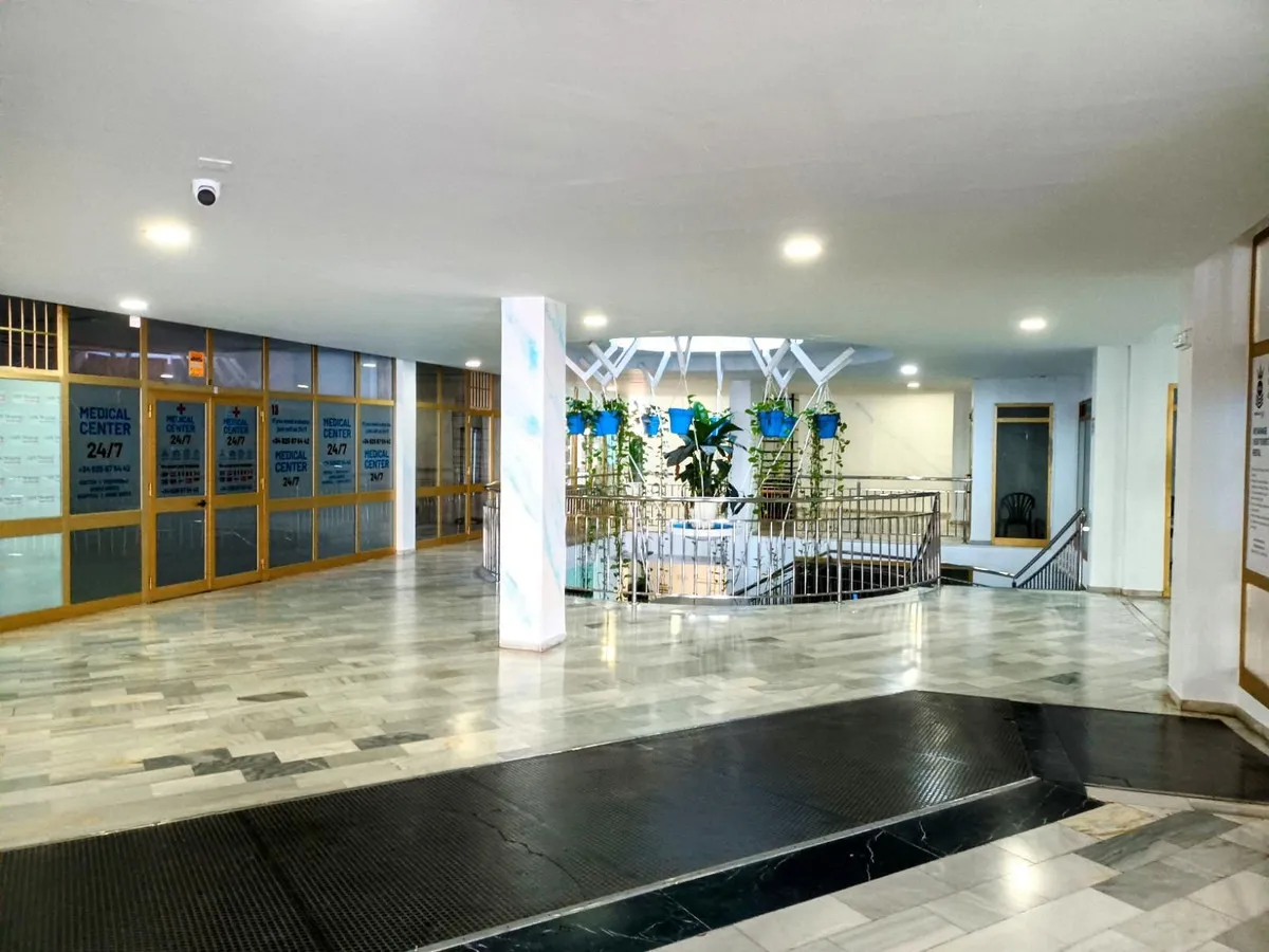 6a3cbcba-35c9-445b-9449-54823046a48d