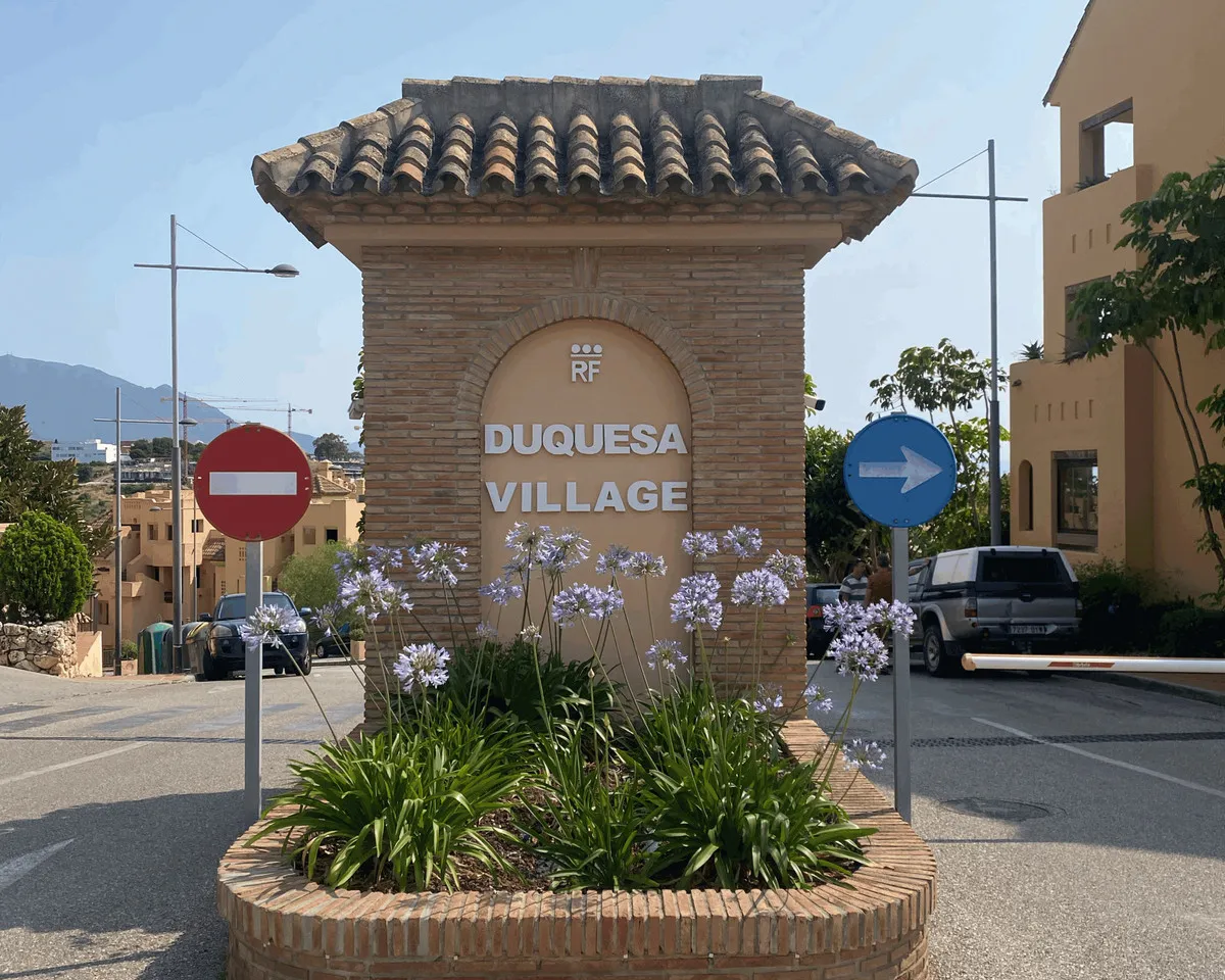 b52d7a97-a0be-4d87-869b-1d703f41e4d0