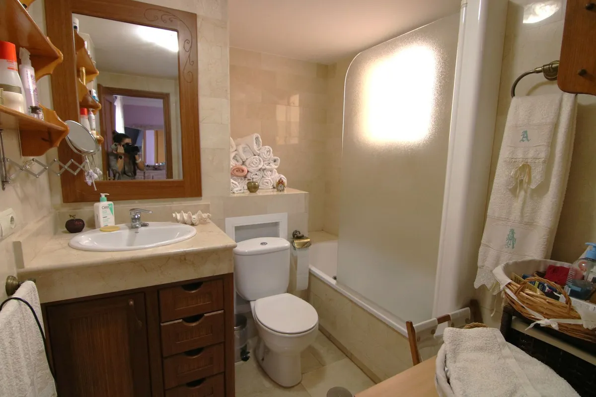 49ee6c09-a6f8-4024-a82f-d8e96a418bc0